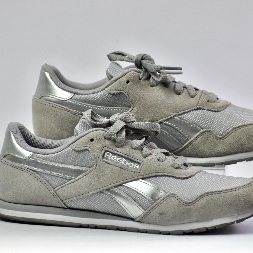 Size 9 Reebok Royal Foamlite Ortholite